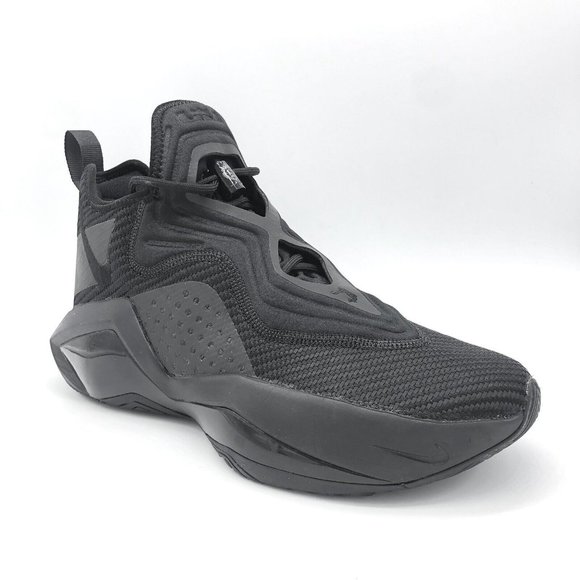 Nike Lebron Soldier XIV Men's Basketball Sneaker Shoe Limited Black CK6024-003 - Picture 8 of 16
